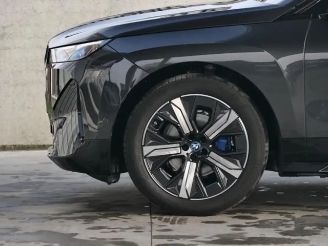 BMW iX Drive pro xDrive50