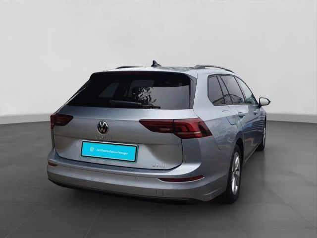 Volkswagen Golf 1.5 TSI DSG Life Variant