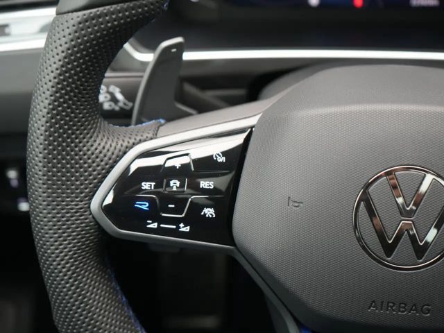 Volkswagen Tiguan R PANO MATRIX LEDER ACC MEMORY KAM 360