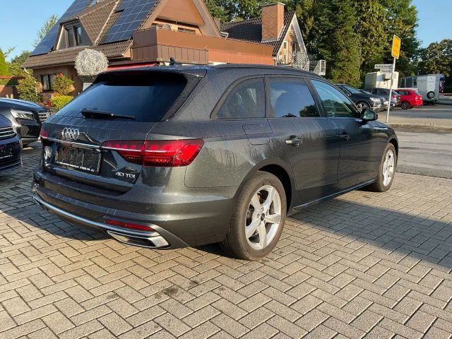 Audi A4 40 TDI Avant S-Tronic