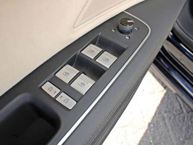 Audi A8 Quattro S-Line