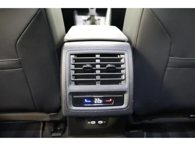 Volkswagen Golf 1.5 TSI Golf VIII