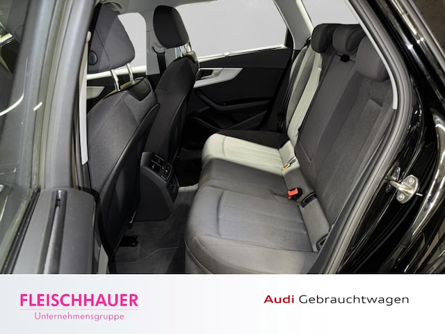 Audi A4 30 TDI Avant S-Line S-Tronic
