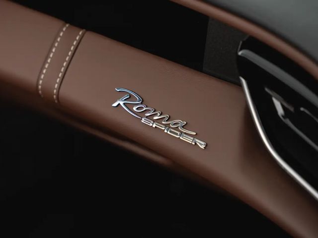 Ferrari Roma Spider