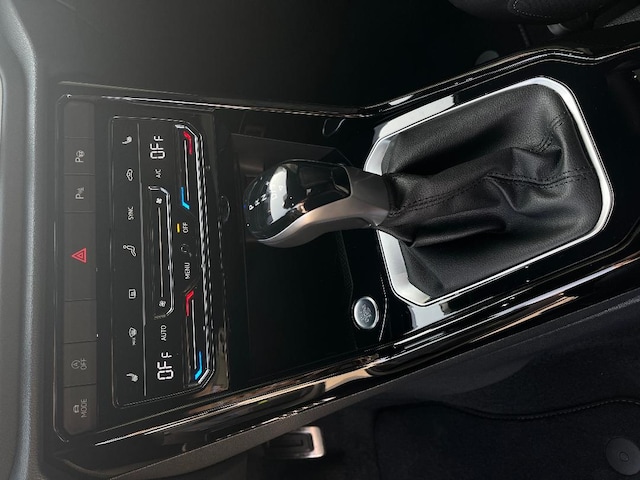 Volkswagen T-Roc T-ROC 1.5 E2 R-L  BT110 TSID7F