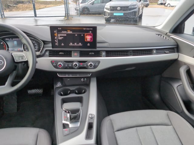 Audi A4 35 TFSI Avant S-Tronic
