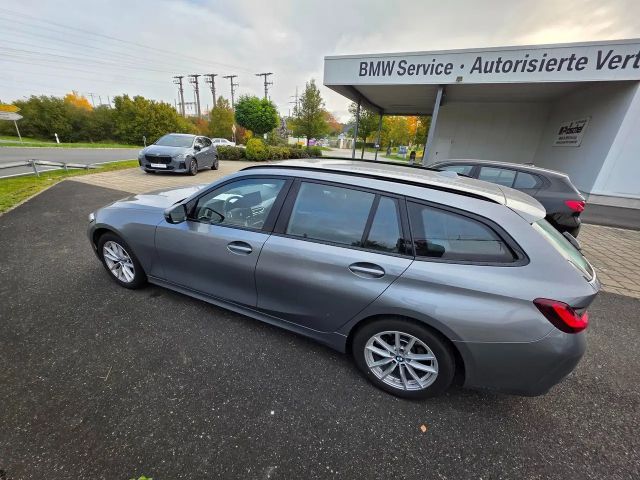 BMW 320 320d Touring xDrive