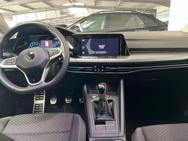 Volkswagen Golf 1.5 TSI