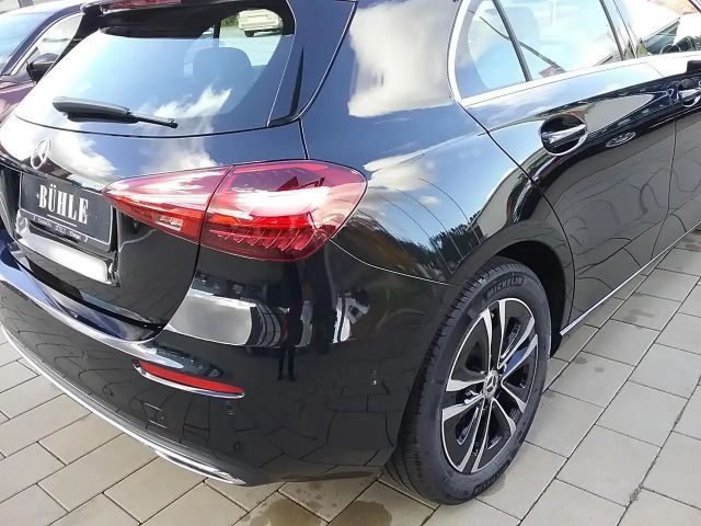 Mercedes-Benz A 180 Progressive