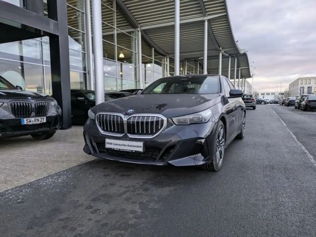 BMW 520 520d M-Sport Sedan