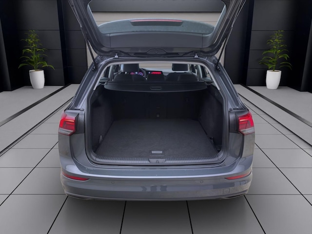 Volkswagen Golf 1.5 eTSI DSG Life Variant