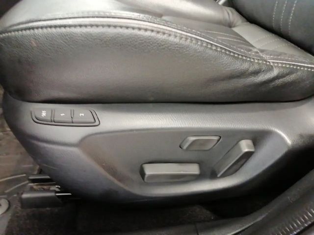 Mazda CX-3 Revolution