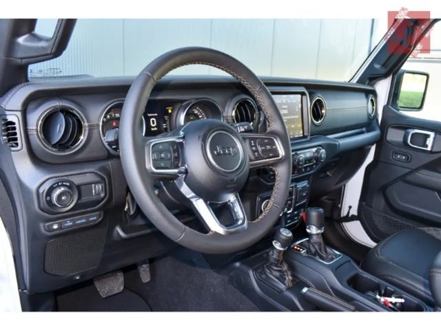 Jeep Wrangler Altitude