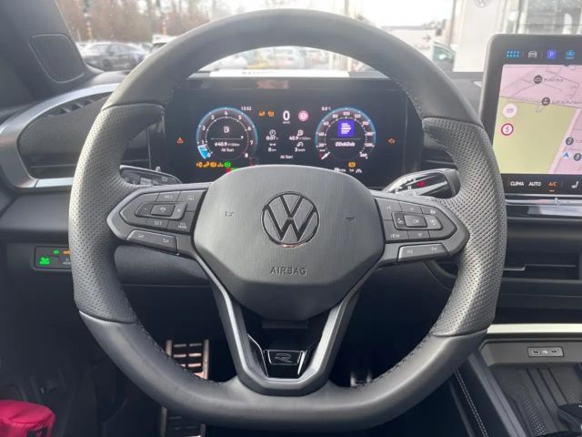 Volkswagen T-Roc 1.5 eTSI DSG R-Line