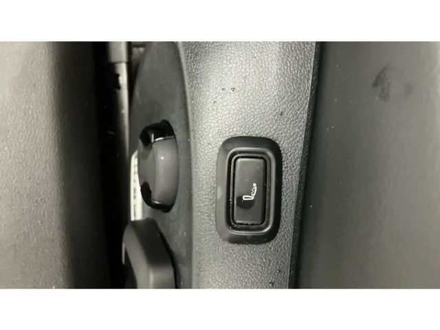 Volkswagen Passat 1.5 eTSI Business Variant