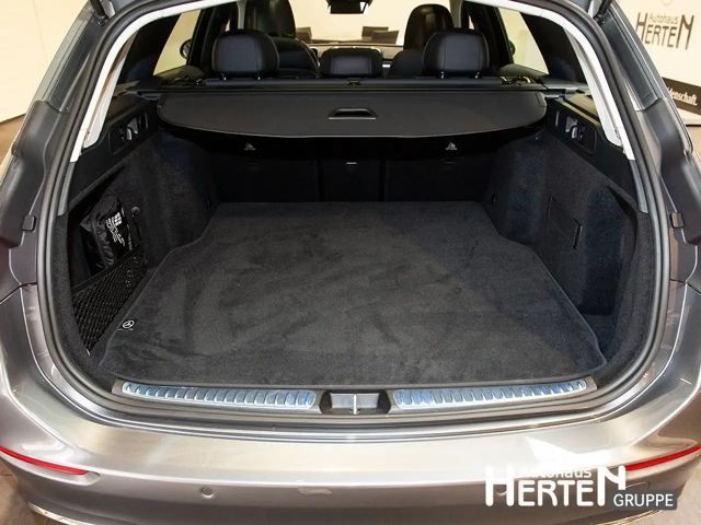 Mercedes-Benz C 200 AVANTGARDE Estate