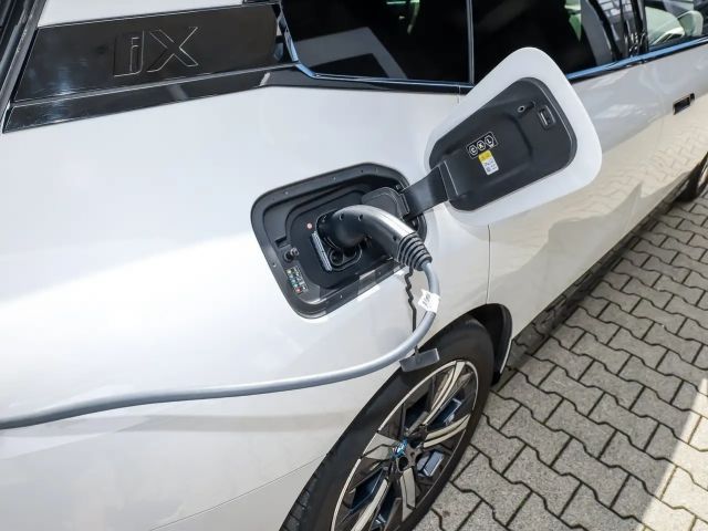 BMW iX M-Sport xDrive40