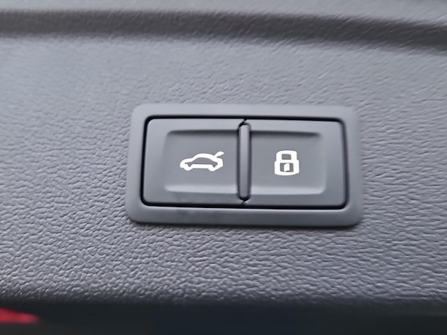 Audi A3 30 TFSI S-Line S-Tronic Sportback