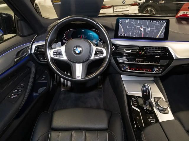 BMW 530 530d M-Sport Sedan xDrive