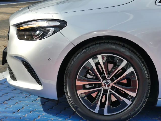 Mercedes-Benz B 180 Progressive