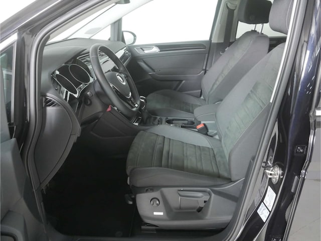 Volkswagen Touran 1.5 TSI Highline