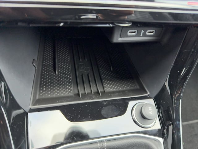 Volkswagen T-Cross 1.0 TSI DSG IQ.Drive R-Line