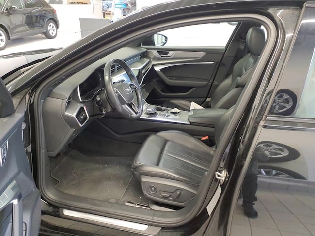 Audi A6 55 TFSI Quattro S-Tronic Sedan