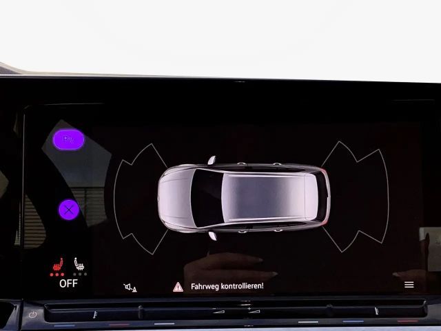 Volkswagen Golf 1.5 TSI DSG Life Variant