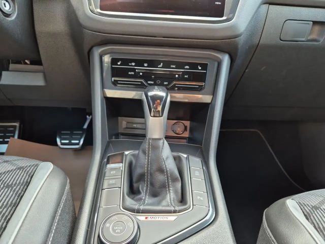 Volkswagen Tiguan 2.0 TSI 4Motion DSG R-Line