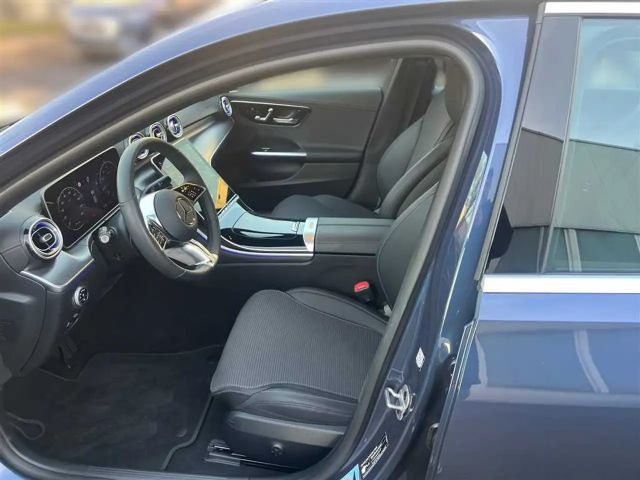 Mercedes-Benz C 180 AVANTGARDE Estate