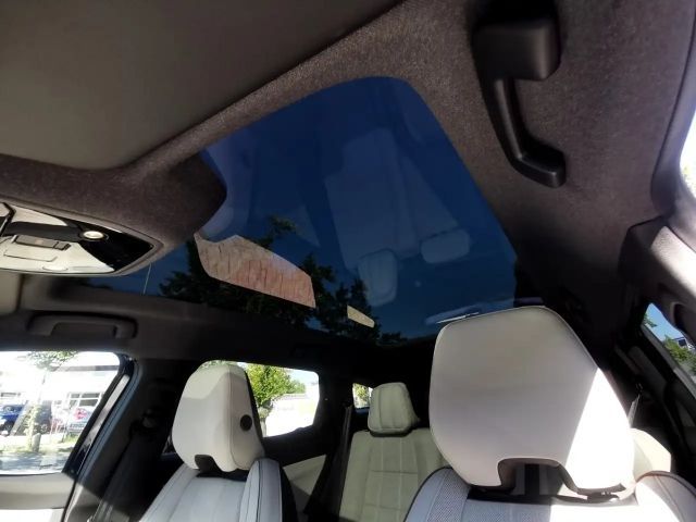 Renault Espace E-Tech Hybrid Iconic