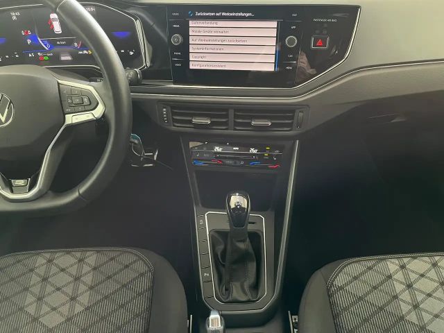 Volkswagen Polo 1.0 TSI DSG IQ.Drive R-Line