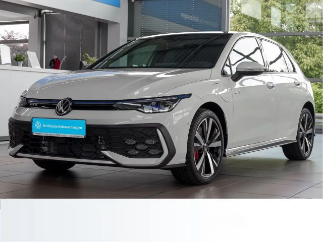 Volkswagen Golf GTE IQ.Drive