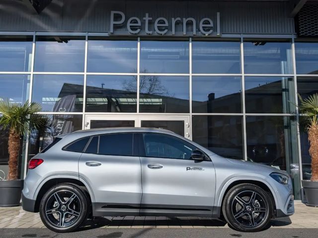 Mercedes-Benz GLA 200 4MATIC AMG Line GLA 200 d