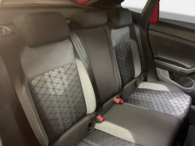 Volkswagen Taigo 1.5 TSI R-Line