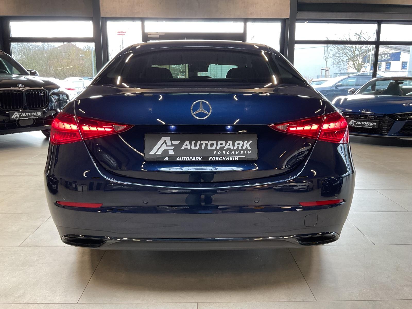 Mercedes-Benz C 200 AVANTGARDE Sedan