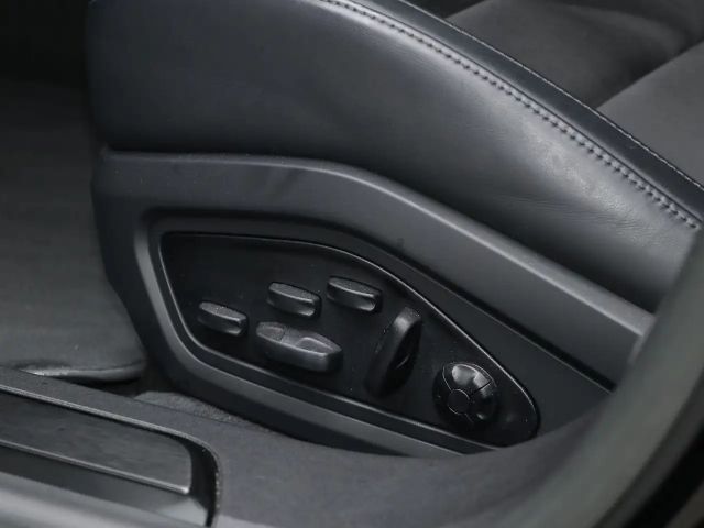 Porsche Taycan GTS Sport Turismo