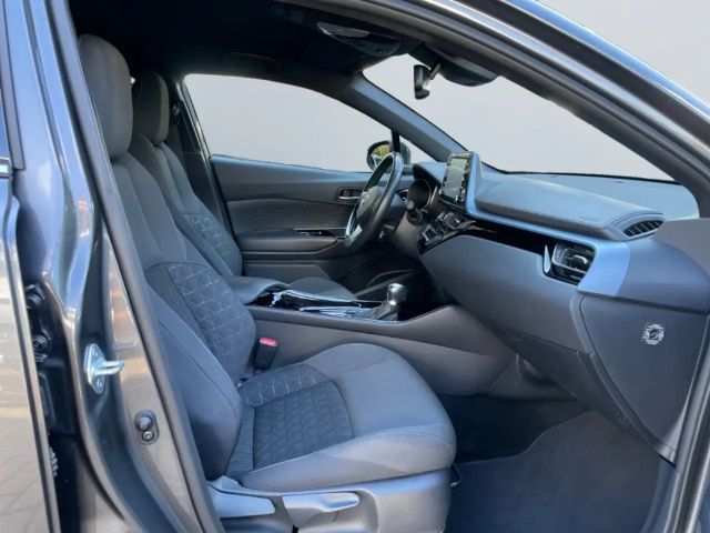 Toyota C-HR Hybride Team D