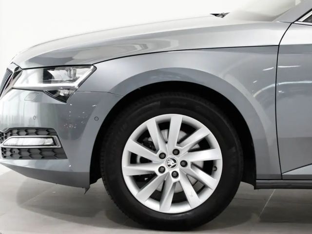 Skoda Superb 2.0 TDI Combi