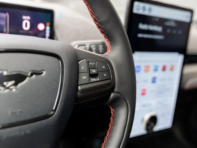 Ford Mustang Mach-E AWD Premium