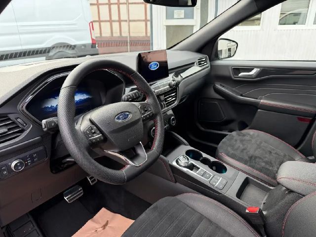 Ford Kuga Plug in Hybrid ST Line X