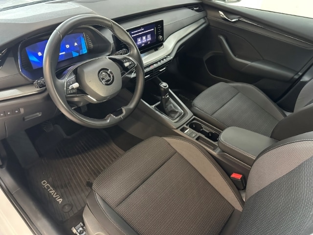 Skoda Octavia 1.5 TSI Ambition Combi