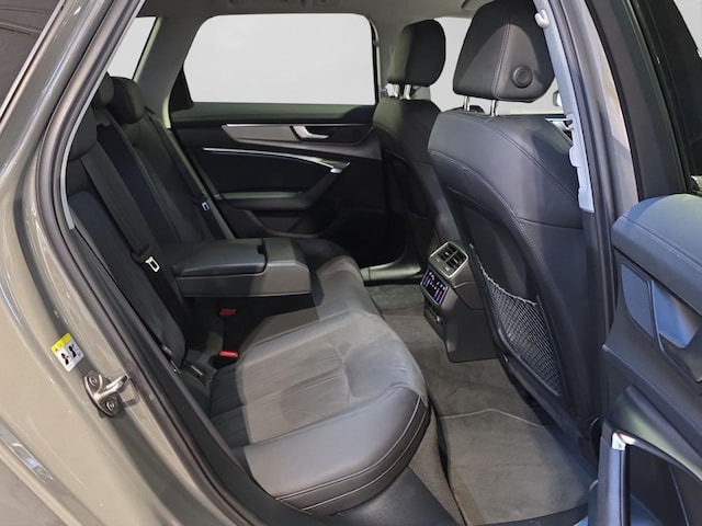 Audi A6 45 TFSI Avant S-Tronic