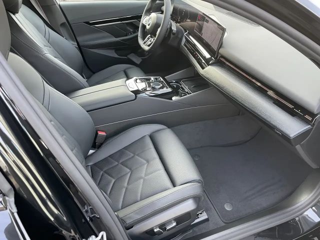 BMW 520 520d M-Sport Touring xDrive