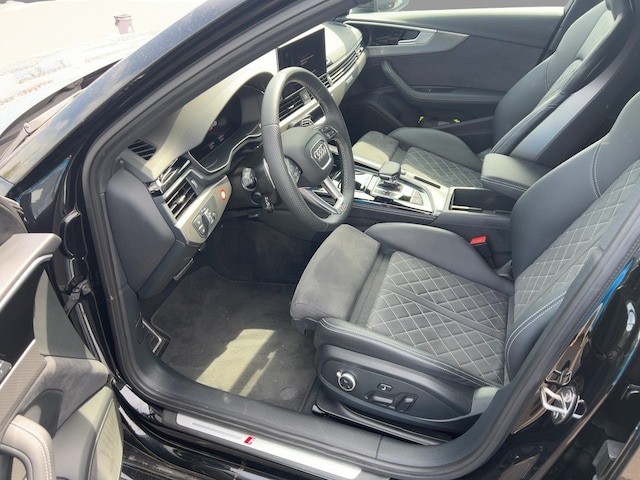 Audi RS4 Avant Quattro