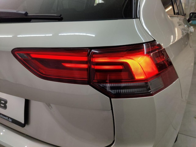 Volkswagen Golf 1.5 TSI Move Variant