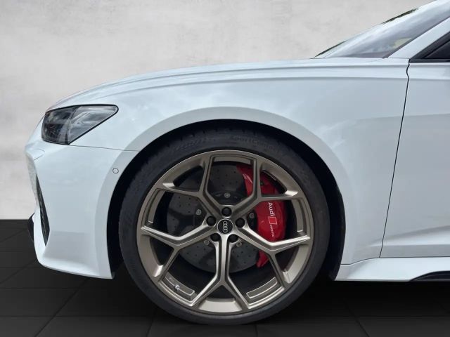 Audi RS6 Avant Performance