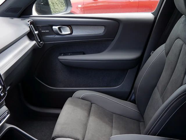 Volvo XC40 Dark Plus