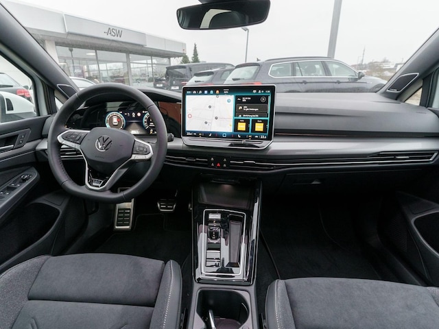 Volkswagen Golf 1.5 eTSI DSG