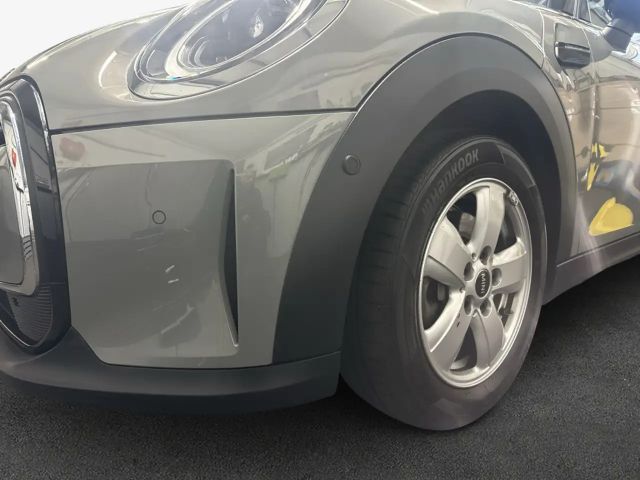 MINI Cooper Cooper Aut. Essential Trim Head-Up HiFi LED Pano